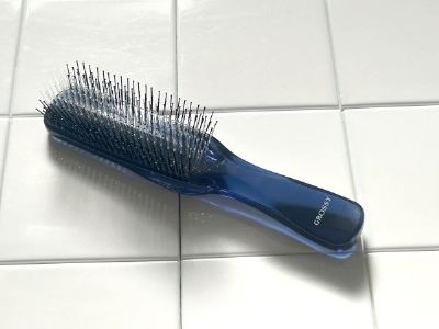 シャンプーブラシGROSSY(グロッシー)の写真